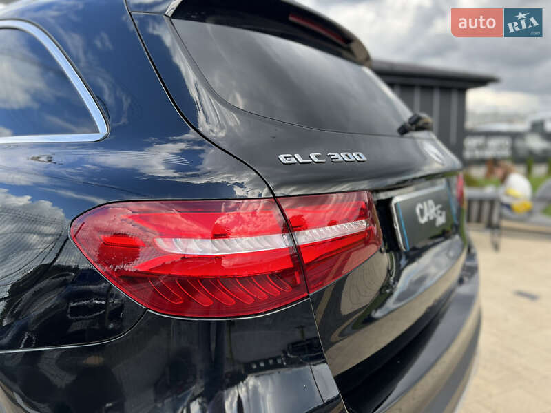 Позашляховик / Кросовер Mercedes-Benz GLC-Class 2018 в Львові