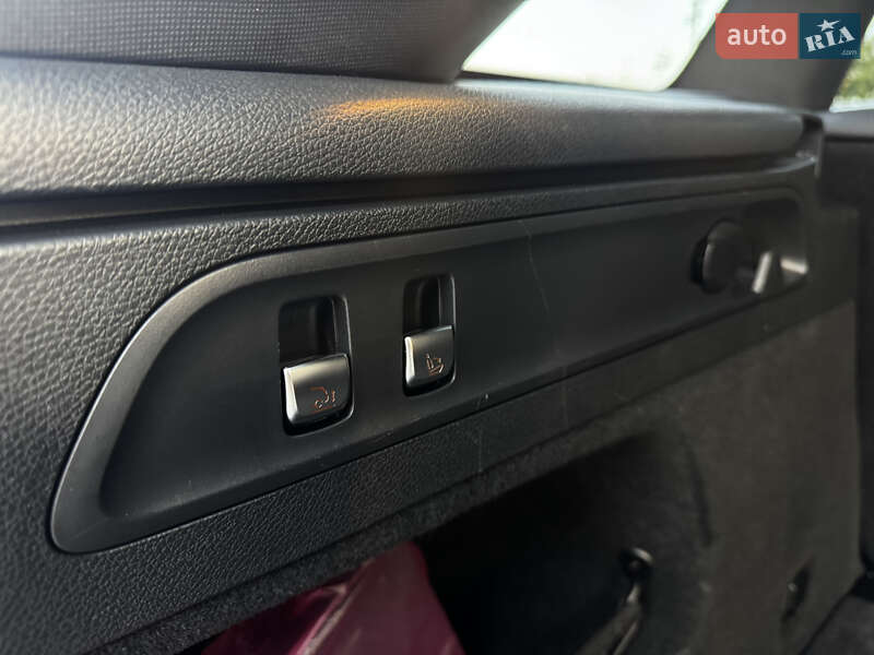 Внедорожник / Кроссовер Mercedes-Benz GLC-Class 2022 в Киеве фото 39 Внедорожник / Кроссовер Mercedes-Benz GLC-Class 2022 в Киеве