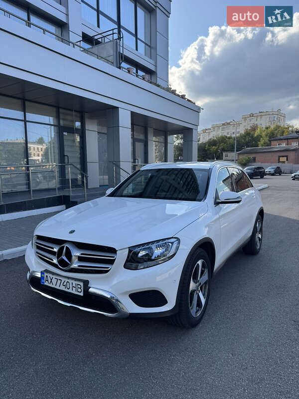 Mercedes-Benz GLC-Class 2017