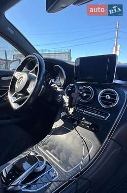 Внедорожник / Кроссовер Mercedes-Benz GLC-Class 2017 в 