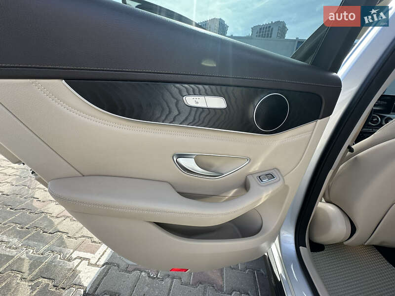 Внедорожник / Кроссовер Mercedes-Benz GLC-Class 2016 в Одессе