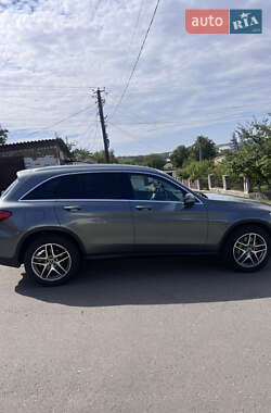 Внедорожник / Кроссовер Mercedes-Benz GLC-Class 2017 в 