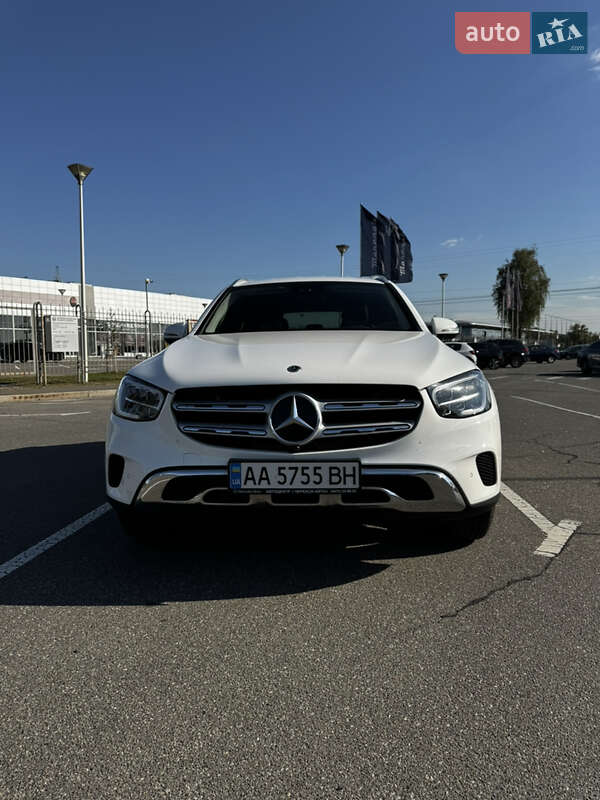 Внедорожник / Кроссовер Mercedes-Benz GLC-Class 2020 в 