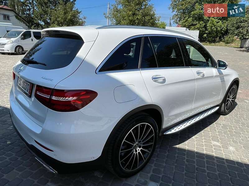 Позашляховик / Кросовер Mercedes-Benz GLC-Class 2017 в Чернівцях