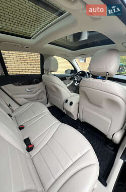 Внедорожник / Кроссовер Mercedes-Benz GLC-Class 2022 в 