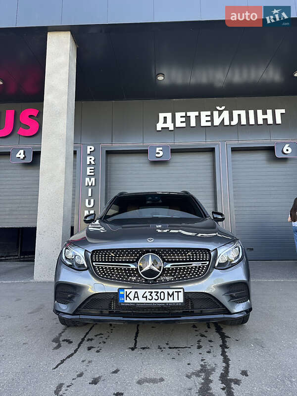 Внедорожник / Кроссовер Mercedes-Benz GLC-Class 2017 в Киеве