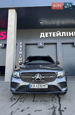 Позашляховик / Кросовер Mercedes-Benz GLC-Class 2017 в 