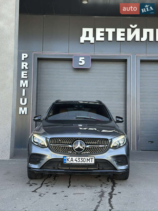 Внедорожник / Кроссовер Mercedes-Benz GLC-Class 2017 в Киеве
