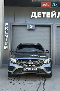 Позашляховик / Кросовер Mercedes-Benz GLC-Class 2017 в 