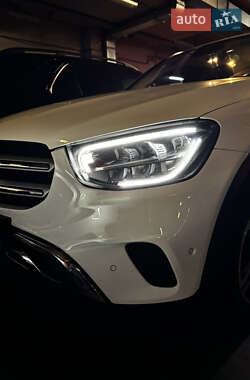 Внедорожник / Кроссовер Mercedes-Benz GLC-Class 2020 в 