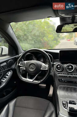 Внедорожник / Кроссовер Mercedes-Benz GLC-Class 2017 в 