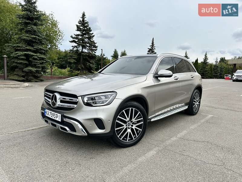 Внедорожник / Кроссовер Mercedes-Benz GLC-Class 2022 в 