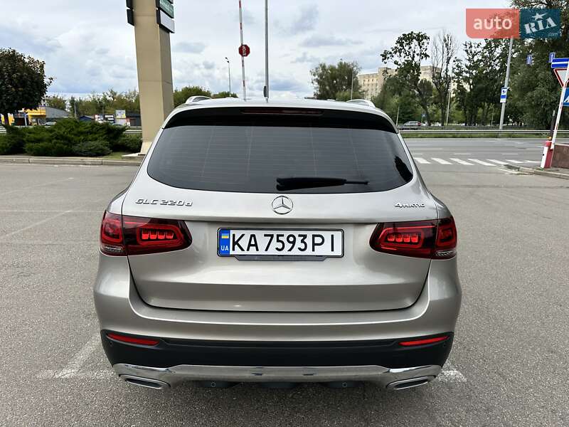 Позашляховик / Кросовер Mercedes-Benz GLC-Class 2022 в Києві