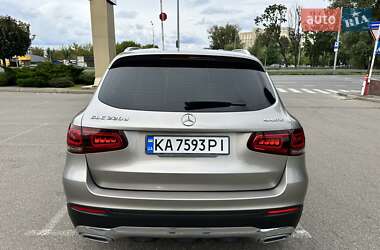 Внедорожник / Кроссовер Mercedes-Benz GLC-Class 2022 в 