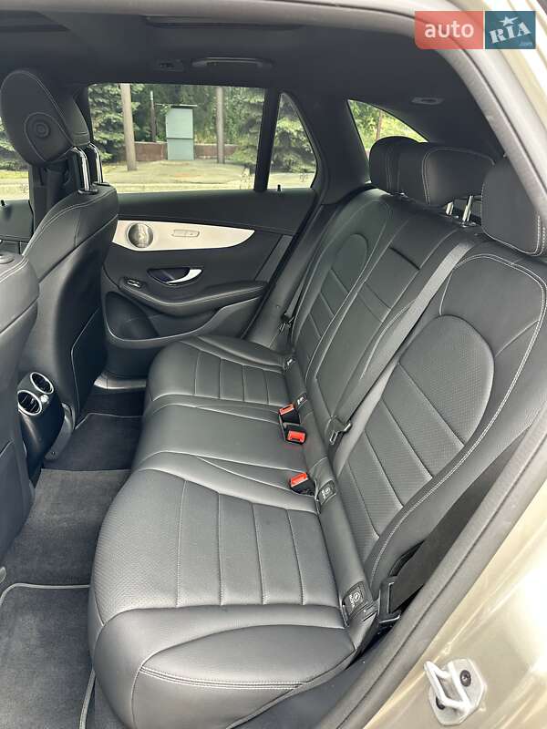 Позашляховик / Кросовер Mercedes-Benz GLC-Class 2022 в Києві