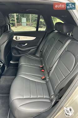 Внедорожник / Кроссовер Mercedes-Benz GLC-Class 2022 в 