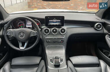 Внедорожник / Кроссовер Mercedes-Benz GLC-Class 2017 в 