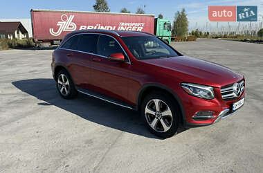 Внедорожник / Кроссовер Mercedes-Benz GLC-Class 2017 в 