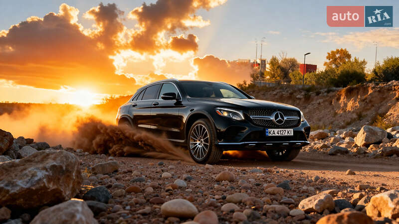 Позашляховик / Кросовер Mercedes-Benz GLC-Class 2018 в 