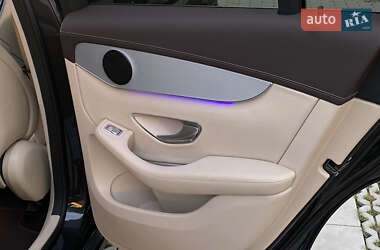 Внедорожник / Кроссовер Mercedes-Benz GLC-Class 2020 в 