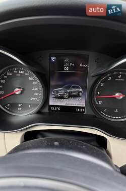 Внедорожник / Кроссовер Mercedes-Benz GLC-Class 2017 в 