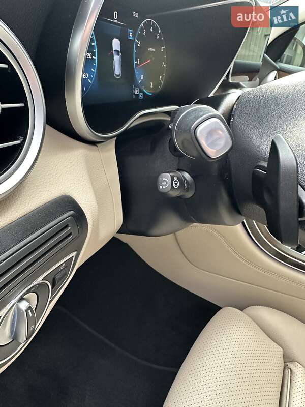 Позашляховик / Кросовер Mercedes-Benz GLC-Class 2020 в Києві