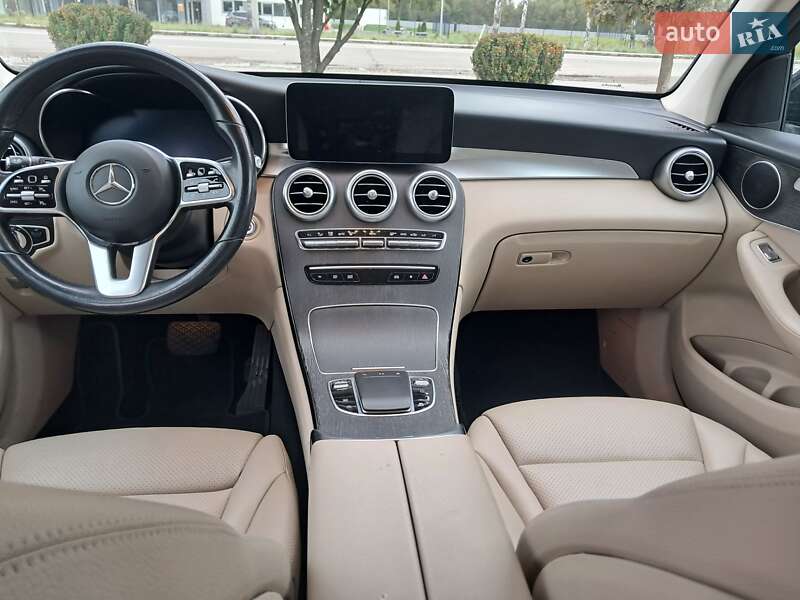 Внедорожник / Кроссовер Mercedes-Benz GLC-Class 2020 в Ивано-Франковске