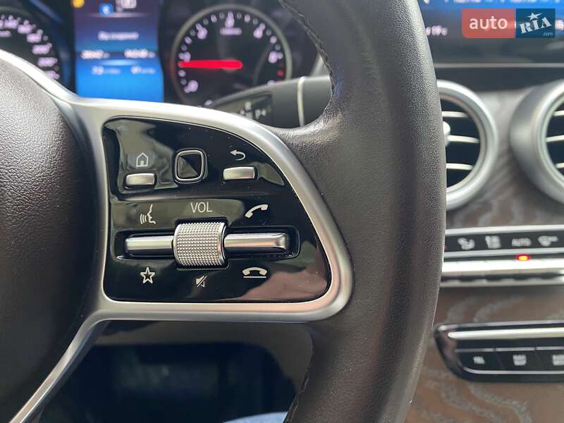 Позашляховик / Кросовер Mercedes-Benz GLC-Class 2020 в Києві