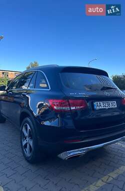 Внедорожник / Кроссовер Mercedes-Benz GLC-Class 2016 в 