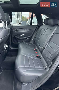 Внедорожник / Кроссовер Mercedes-Benz GLC-Class 2017 в 