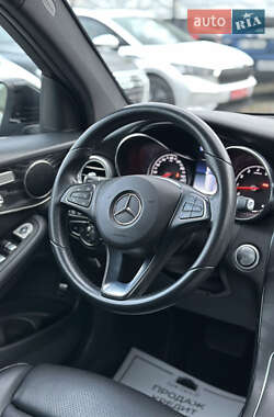 Внедорожник / Кроссовер Mercedes-Benz GLC-Class 2017 в 