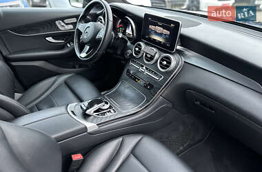 Внедорожник / Кроссовер Mercedes-Benz GLC-Class 2017 в 