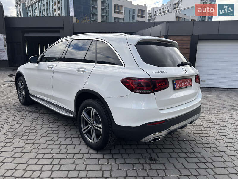 Позашляховик / Кросовер Mercedes-Benz GLC-Class 2020 в Львові