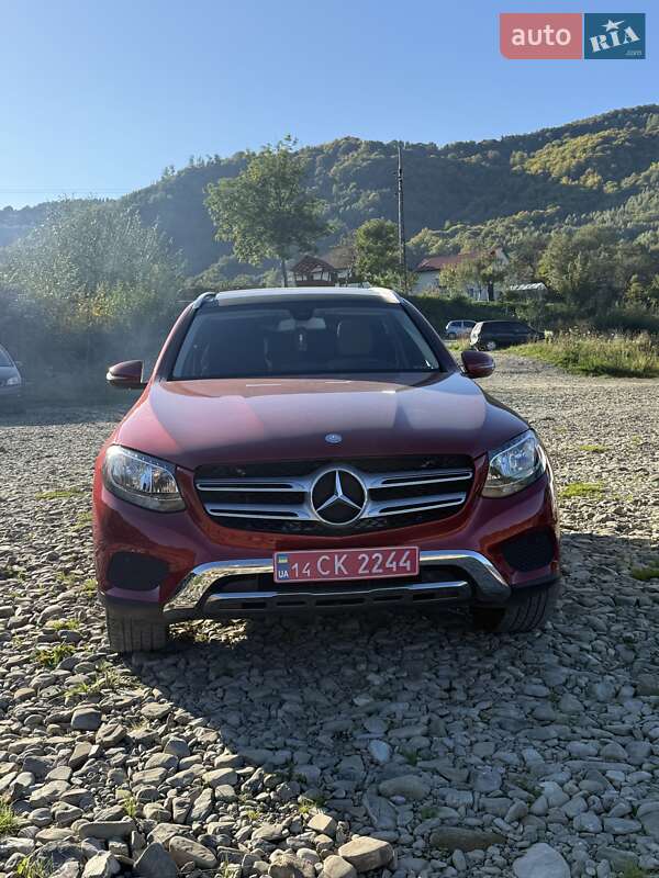 Позашляховик / Кросовер Mercedes-Benz GLC-Class 2016 в Львові фото Позашляховик / Кросовер Mercedes-Benz GLC-Class 2016 в Львові