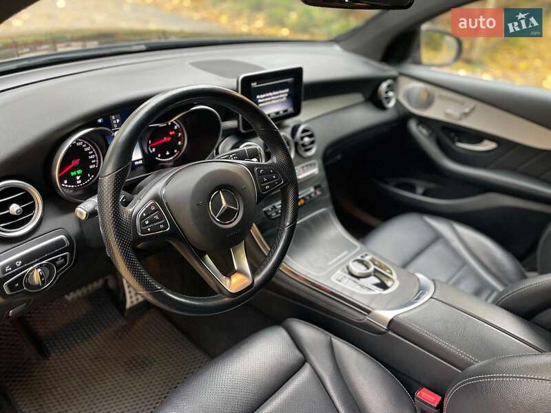 Внедорожник / Кроссовер Mercedes-Benz GLC-Class 2018 в Киеве