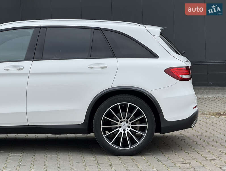 Внедорожник / Кроссовер Mercedes-Benz GLC-Class 2016 в Киеве фото 6 Внедорожник / Кроссовер Mercedes-Benz GLC-Class 2016 в Киеве
