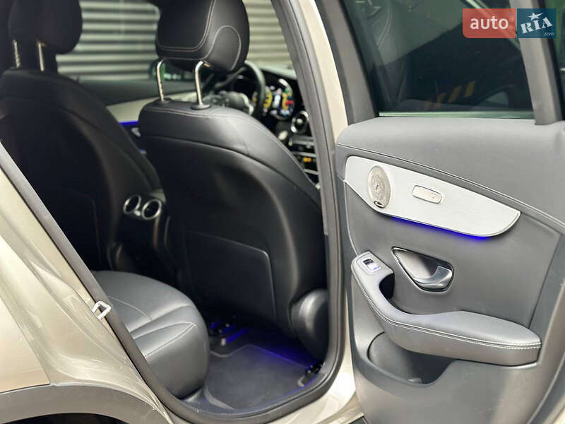 Позашляховик / Кросовер Mercedes-Benz GLC-Class 2022 в Києві фото 20 Позашляховик / Кросовер Mercedes-Benz GLC-Class 2022 в Києві
