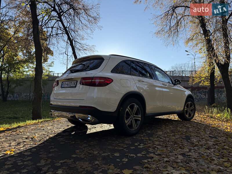 Внедорожник / Кроссовер Mercedes-Benz GLC-Class 2017 в Киеве фото 7 Внедорожник / Кроссовер Mercedes-Benz GLC-Class 2017 в Киеве