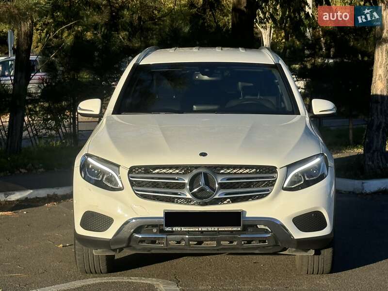 Внедорожник / Кроссовер Mercedes-Benz GLC-Class 2017 в Одессе фото 4 Внедорожник / Кроссовер Mercedes-Benz GLC-Class 2017 в Одессе