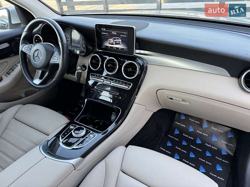 Позашляховик / Кросовер Mercedes-Benz GLC-Class 2016 в Рівному