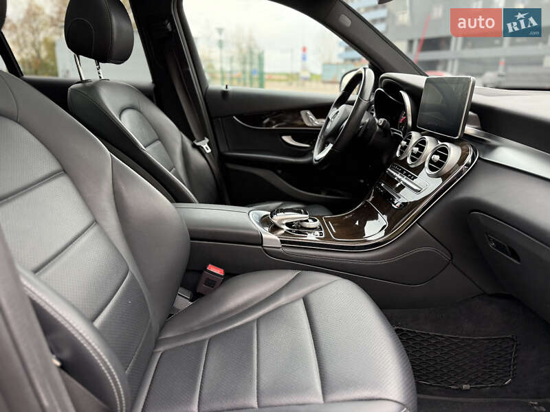 Позашляховик / Кросовер Mercedes-Benz GLC-Class 2018 в Києві фото 9 Позашляховик / Кросовер Mercedes-Benz GLC-Class 2018 в Києві