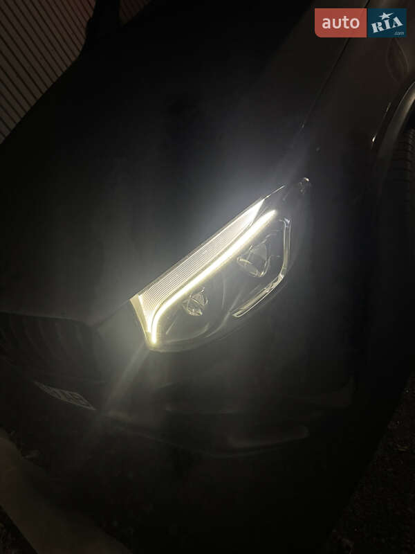 Внедорожник / Кроссовер Mercedes-Benz GLC-Class 2017 в Харькове фото 7 Внедорожник / Кроссовер Mercedes-Benz GLC-Class 2017 в Харькове