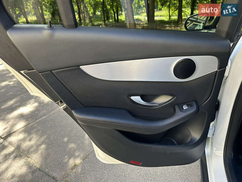 Внедорожник / Кроссовер Mercedes-Benz GLC-Class 2019 в Киеве фото 24 Внедорожник / Кроссовер Mercedes-Benz GLC-Class 2019 в Киеве