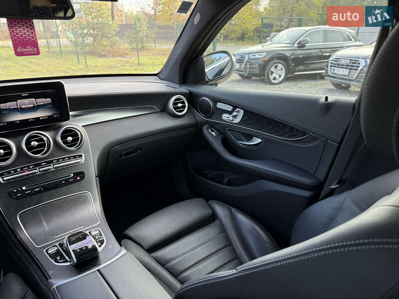 Позашляховик / Кросовер Mercedes-Benz GLC-Class 2017 в Києві фото 14 Позашляховик / Кросовер Mercedes-Benz GLC-Class 2017 в Києві