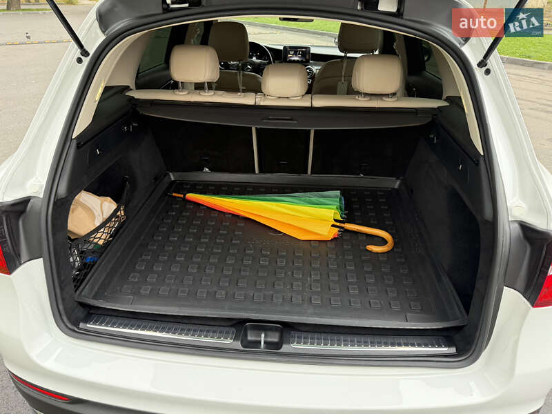 Внедорожник / Кроссовер Mercedes-Benz GLC-Class 2018 в Днепре