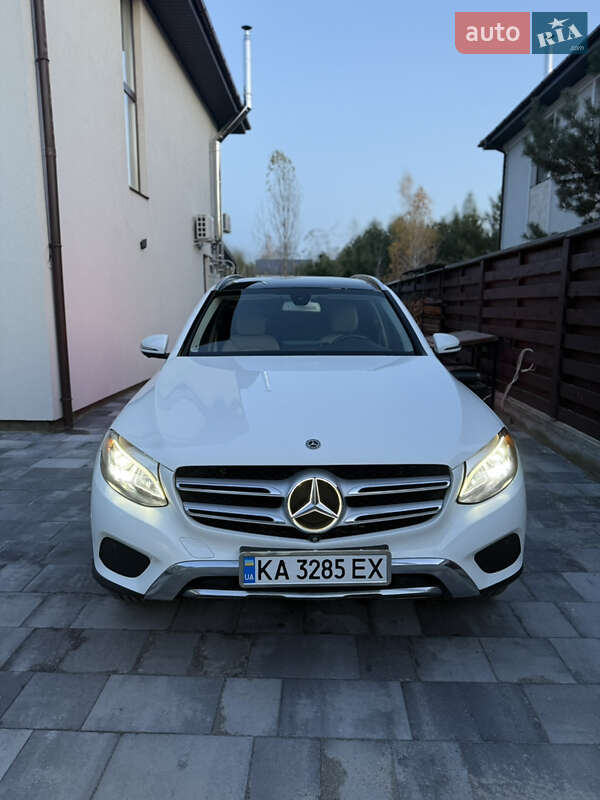 Mercedes-Benz GLC-Class 2017 Mercedes-Benz GLC-Class 2017