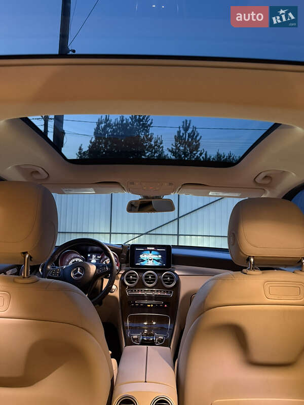 Внедорожник / Кроссовер Mercedes-Benz GLC-Class 2017 в Киеве