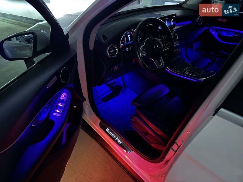 Внедорожник / Кроссовер Mercedes-Benz GLC-Class 2019 в Киеве фото 25 Внедорожник / Кроссовер Mercedes-Benz GLC-Class 2019 в Киеве