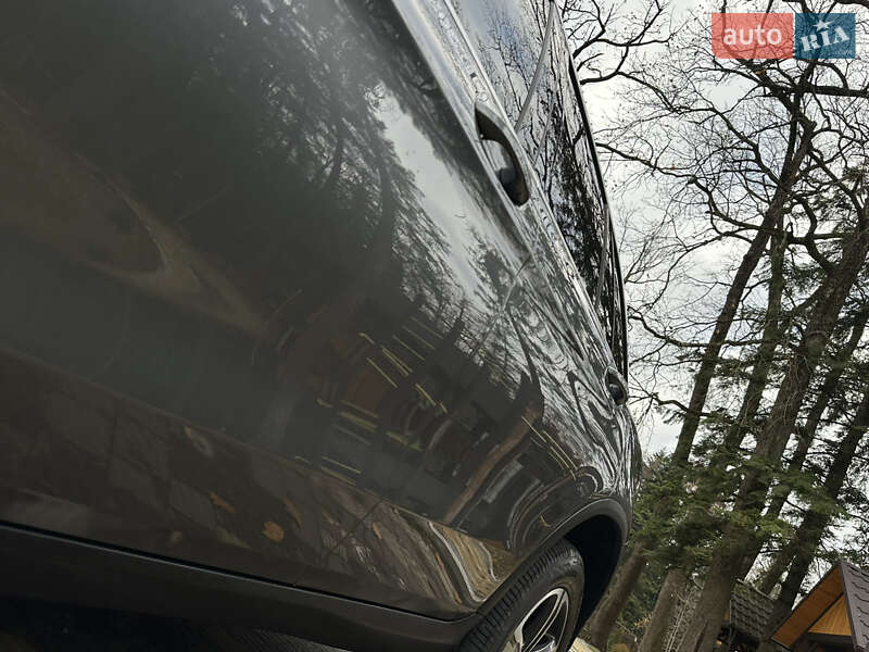 Внедорожник / Кроссовер Mercedes-Benz GLC-Class 2018 в Дрогобыче фото 15 Внедорожник / Кроссовер Mercedes-Benz GLC-Class 2018 в Дрогобыче