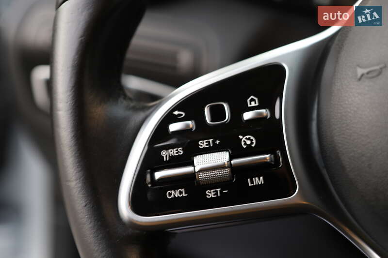 Внедорожник / Кроссовер Mercedes-Benz GLC-Class 2022 в Дрогобыче